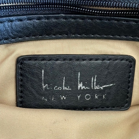 Nicole Miller New York Black Leather Designer Bag - Picture 5 of 14